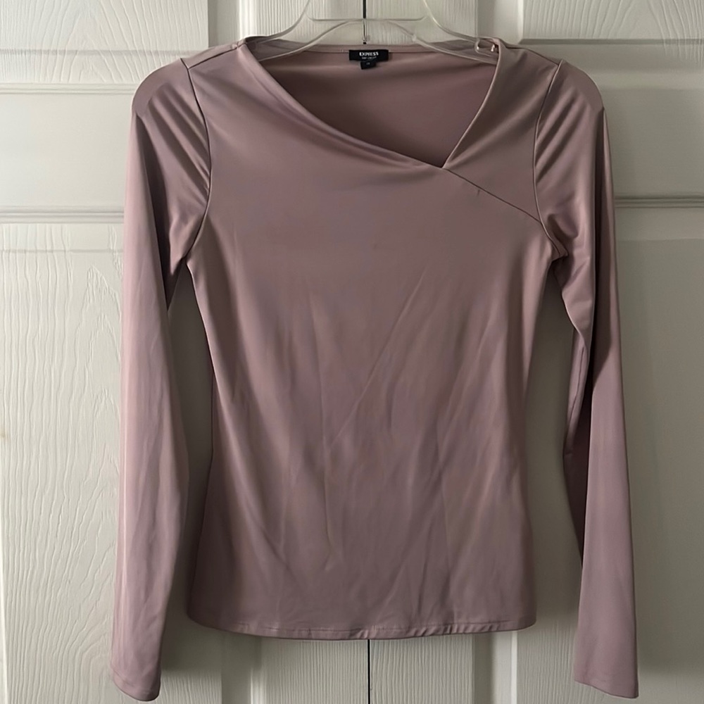 Express symmetrical top